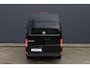 Volkswagen Crafter Exclusive L3H3 140pk automaat | Nieuw Model | BPM vrij | Achteruitrijcamera | LED koplampen | Navigatie | Stuurwiel verwarmd | Park Assist | Trekhaak | Climatronic | Adaptive Cruise Control | Apple CarPlay / Android auto | DAB | 17 inch lichtmetalen velgen | Grootlichtassistent | Multifunctioneel stuurwiel