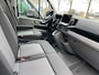 Volkswagen Crafter Exclusive L3H3 140pk automaat | Nieuw Model | BPM vrij | Achteruitrijcamera | LED koplampen | Navigatie | Stuurwiel verwarmd | Park Assist | Trekhaak | Climatronic | Adaptive Cruise Control | Apple CarPlay / Android auto | DAB | 17 inch lichtmetalen velgen | Grootlichtassistent | Multifunctioneel stuurwiel