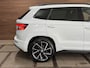 Skoda Karoq 1.5 TSI DSG 4x4 Sportline Business | 1800KG Trekgewicht | Carplay | Sportstoelen | Camera