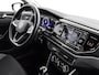 Volkswagen Polo 1.0 TSI 95pk Life · Apple/Android Car Play · Airco · P-Sensoren · DAB · Getint Glas · 15'' Inch · Garantie t/m 10-10-2027 of 100.000km