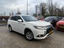 Mitsubishi Outlander 2.4 PHEV Pure 1E EIG. / NED. AUTO / TREKHAAK MET 1500 KG GEREMD TREKGEWICHT /CAMERA / APPLE CARPLAY / CRUISE