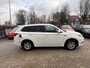 Mitsubishi Outlander 2.4 PHEV Pure 1E EIG. / NED. AUTO / TREKHAAK MET 1500 KG GEREMD TREKGEWICHT /CAMERA / APPLE CARPLAY / CRUISE