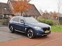 BMW iX3 High Executive 80 kWh | Panoramadak | 360 Camera | Trekhaak | Sfeerverlichting | Head-Up Display | Harman Kardon |