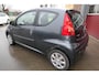 Peugeot 107 1.0-12V XS, Airco, 77.000 km., ramen elektrisch, Rijklaarprijs incl. garantie.