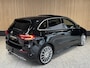 Mercedes-Benz B-klasse 250 e AMG Line Trekhaak | HUD | 360 Camera | Schuif/kantel dak