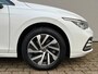 Volkswagen Golf 1.4 eHybrid PHEV 204 PK | SOH 92% | Style | Trekhaak | Keyless | Camera | Carplay | Virtual | Massage | Nieuwstaat!