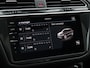 Volkswagen Tiguan 1.4 TSI eHybrid R-Line | Trekhaak wegklapbaar | Leder | Panoramadak | Matrix LED | Stoelverwarming | Camera |