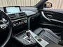 BMW 3-Serie 330e *M-Sport* HUD / Harman Kardon / Keyless / Stoelverwarming / Adapt. Cruise / Camera / Org.NL!