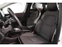 Renault Captur 1.6 E-Tech full hybrid 145 techno | Adaptieve cruise control | schuif-kanteldak | Camera | Trekhaak | All Season banden | Climate control | Navigatie 9,3" |