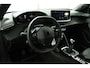 Peugeot 2008 1.2 100 pk Allure | Navigatie Via App | Climate Controle |  Apple Carplay/Android Auto |