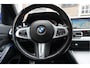 BMW 3-Serie 330i Business Edition Plus M-SPORT | BTW | NL AUTO | LASER | LEER | PANORAMADAK | Sfeer | BMW Dealer onderhouden | Topstaat |