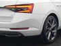 Skoda Superb Combi 1.4 TSI iV Sportline Dealer O.H PHEV | Adaptive Cruise | Alcantara Sportstoelen Memory & Verwarmd | Apple Carplay | Sfeerverlichting | Keyless | Blis | Camera | Virtual | Navigatie | DAB |