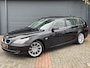 BMW 5-Serie Touring 523i Business Line Lci | Aut | Leer | Trekhaak | Navi | Cruise