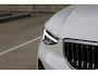 Volvo XC40 T4 Recharge Inscription | Premium audio by Harman Kardon | Trekhaak | Verwarmde voorstoelen en stuurwiel | Parkeercamera voor | Elektrisch verstelbare stoelen | Adaptieve cruise control | DAB+ | 19 inch lichtmetalen velgen