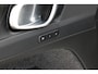 Volvo XC40 T4 Recharge Inscription | Premium audio by Harman Kardon | Trekhaak | Verwarmde voorstoelen en stuurwiel | Parkeercamera voor | Elektrisch verstelbare stoelen | Adaptieve cruise control | DAB+ | 19 inch lichtmetalen velgen