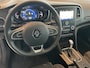Renault Megane 1.5 dCi Bose Airco - Cruise control - Parkeersensoren voor en achter - Navigatiesysteem - Keyless entry - Mistlampen voor -  Bluetooth - Rijstrooksensor - Stuurmultifunctioneel - Elektrische ramen voor en - Zeer weinig kilometers