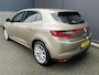 Renault Megane 1.5 dCi Bose Airco - Cruise control - Parkeersensoren voor en achter - Navigatiesysteem - Keyless entry - Mistlampen voor -  Bluetooth - Rijstrooksensor - Stuurmultifunctioneel - Elektrische ramen voor en - Zeer weinig kilometers