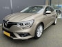 Renault Megane 1.5 dCi Bose Airco - Cruise control - Parkeersensoren voor en achter - Navigatiesysteem - Keyless entry - Mistlampen voor -  Bluetooth - Rijstrooksensor - Stuurmultifunctioneel - Elektrische ramen voor en - Zeer weinig kilometers
