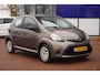 Toyota Aygo 1.0 VVT-i Now+Airco+elek-ramen+cv Lock = TOP !!