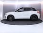 Volkswagen T-Roc 1.5 TSI R-Line 150PK Automaat (DSG) | Black Style | Massagestoel | Elektrische achterklep | Keyless entry |