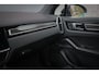 Porsche Cayenne 3.0 E-Hybrid | NP € 222.577,- | KERAMISCHE REMMEN | 40K TECHART | CLANCK AUDIO | FULL PPF | PASM | PDCC | PCCB | PDLS+ | PANORAMADAK | SOFTCLOSE | ADAPTIVE CRUISE | ACHTERASBESTURING | SPORTUITLAAT | SPORTDESIGN CARBON | STOELKOELING/VERWARMING VOOR & AC INTERIEURPAKKET CARBON | DIMMENDE SPIEGELS | CARBON SPIEGELKAPPEN |