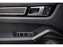 Porsche Cayenne 3.0 E-Hybrid | NP € 222.577,- | KERAMISCHE REMMEN | 40K TECHART | CLANCK AUDIO | FULL PPF | PASM | PDCC | PCCB | PDLS+ | PANORAMADAK | SOFTCLOSE | ADAPTIVE CRUISE | ACHTERASBESTURING | SPORTUITLAAT | SPORTDESIGN CARBON | STOELKOELING/VERWARMING VOOR & AC INTERIEURPAKKET CARBON | DIMMENDE SPIEGELS | CARBON SPIEGELKAPPEN |