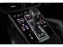 Porsche Cayenne 3.0 E-Hybrid | NP € 222.577,- | KERAMISCHE REMMEN | 40K TECHART | CLANCK AUDIO | FULL PPF | PASM | PDCC | PCCB | PDLS+ | PANORAMADAK | SOFTCLOSE | ADAPTIVE CRUISE | ACHTERASBESTURING | SPORTUITLAAT | SPORTDESIGN CARBON | STOELKOELING/VERWARMING VOOR & AC INTERIEURPAKKET CARBON | DIMMENDE SPIEGELS | CARBON SPIEGELKAPPEN |