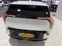 Kia EV3 GT-PlusLine 81.4 kWh Auto vol luxe! Schuif-/kanteldak, trekhaak, V2L, 360° camera, stoelverwarming, navigatie, Apple CarPlay/Android Auto, NL-auto,