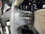 Kia EV3 GT-PlusLine 81.4 kWh Auto vol luxe! Schuif-/kanteldak, trekhaak, V2L, 360° camera, stoelverwarming, navigatie, Apple CarPlay/Android Auto, NL-auto,