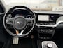 Kia e-Niro ExecutiveLine 64 kWh Afn. Trekhaak | Stoelverwarming | Adaptieve Cruise Controle | Gedeeltelijk lederenbekleding | Keyless Entry