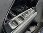 Kia e-Niro ExecutiveLine 64 kWh Afn. Trekhaak | Stoelverwarming | Adaptieve Cruise Controle | Gedeeltelijk lederenbekleding | Keyless Entry