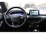 Ford Focus Wagon 1.0 EcoBoost Hybrid *Active* | Carplay | Camera | Stuur & Stoelverwarming | Cruise & Climate Control | PDC | Navigatie | Privacy | Bluetooth |