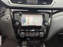 Nissan Qashqai 1.2 N-Vision | Panoramadak | Stoelverwarming | Achteruitrijcamera | Navigatie | ALL Season |