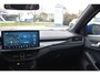 Ford Focus Wagon 1.0 EcoBoost Hybrid ST Line X | Climate Control | Adaptieve Cruise Control | Achteruirijcamera | Dode Hoek Detectie | Winterpakket | Bang & Olufsen Premium Geluidsysteem | "Lederen Bekleding" | Elektrisch Bedienbare Achterklep | Apple Carplay/Android Auto |