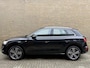 Audi Q5 55 TFSI e quattro Competition 367pk | S-line | Virtual cockpit | Adaptieve cruise | Leder | Matrix LED | DAB | Camera | Sportstoelen | Head up | Bang&Olufsen | Stoelverwarming | Navigatie | Dodehoekdetectie | 20 inch LMV | Elektrische achterklep | Volledig onderhouden