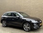 Audi Q5 55 TFSI e quattro Competition 367pk | S-line | Virtual cockpit | Adaptieve cruise | Leder | Matrix LED | DAB | Camera | Sportstoelen | Head up | Bang&Olufsen | Stoelverwarming | Navigatie | Dodehoekdetectie | 20 inch LMV | Elektrische achterklep | Volledig onderhouden