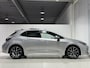 Toyota Corolla 1.8 Hybrid Executive | Panoramadak | Dealer onderhouden | Parkeersensoren V+A | Stoelverwarming |