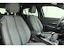 Peugeot 2008 1.2 PureTech 100 Allure | Apple carplay/Android auto | Navigatie | Achteruitrijcamera | Climate control | Lichtmetalen velgen 17'' |