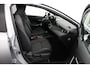 Toyota Corolla Touring Sports Hybrid 140 Dynamic | Leder / Stof bekleding | Parkeersensoren | Stoelverwarming |