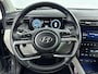 Hyundai Tucson 1.6 T-GDI HEV Comfort | Ivoor leder | Trekhaak | Trekgewicht 1650kg | El. bed. stoelen | 19" Lm-wielen |