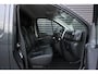 Renault Trafic 2.0 dCi T29 L2H1 Work Edition FULL BLACK / SIDE- BARS / TREKHAAK / NAVIGATIE / VERLAAGD / CRUISE CONTROL / LEDEREN