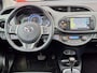 Toyota Yaris 1.5 Hybrid Dynamic met panoramisch dak