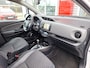 Toyota Yaris 1.5 Hybrid Dynamic met panoramisch dak