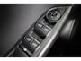 Ford Focus Wagon 1.0 EcoBoost 140pk ST-Line | Winterpakket | PDC | Navigatie
