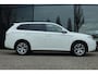 Mitsubishi Outlander 2.0 PHEV INSTYLE | PANO | LEDER | NAVI | TREKHAAK | KEY-LESS