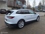 Skoda Enyaq iV 60 / Panoramadak / Trekhaak /