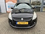 Suzuki Swift 1.2 Exclusive | Trekhaak afneembaar | Climate controle | Stoelverwarming |