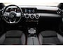 Mercedes-Benz A-klasse 180 Business Solution AMG Panoramadak | Night pakket | Camera | High Performance LED | Widescreen | Rijstrooksensor | Apple CarPlay | LMV18"