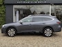 Subaru Outback 2.5i Premium | EyeSight | Adaptieve Cruise Control | Stoelverwarming | Stuurwielverwarming | Schuif/Kanteldak | Voor + Achteruitrijcamera | Apple Carplay/Android Auto |