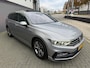 Volkswagen Passat Variant 1.5 TSI Elegance Business R-line*OPEN DAK*TERKHAAK*Digital Cockpit*CRUISE*NAP*APK*STOEL VERWARMING